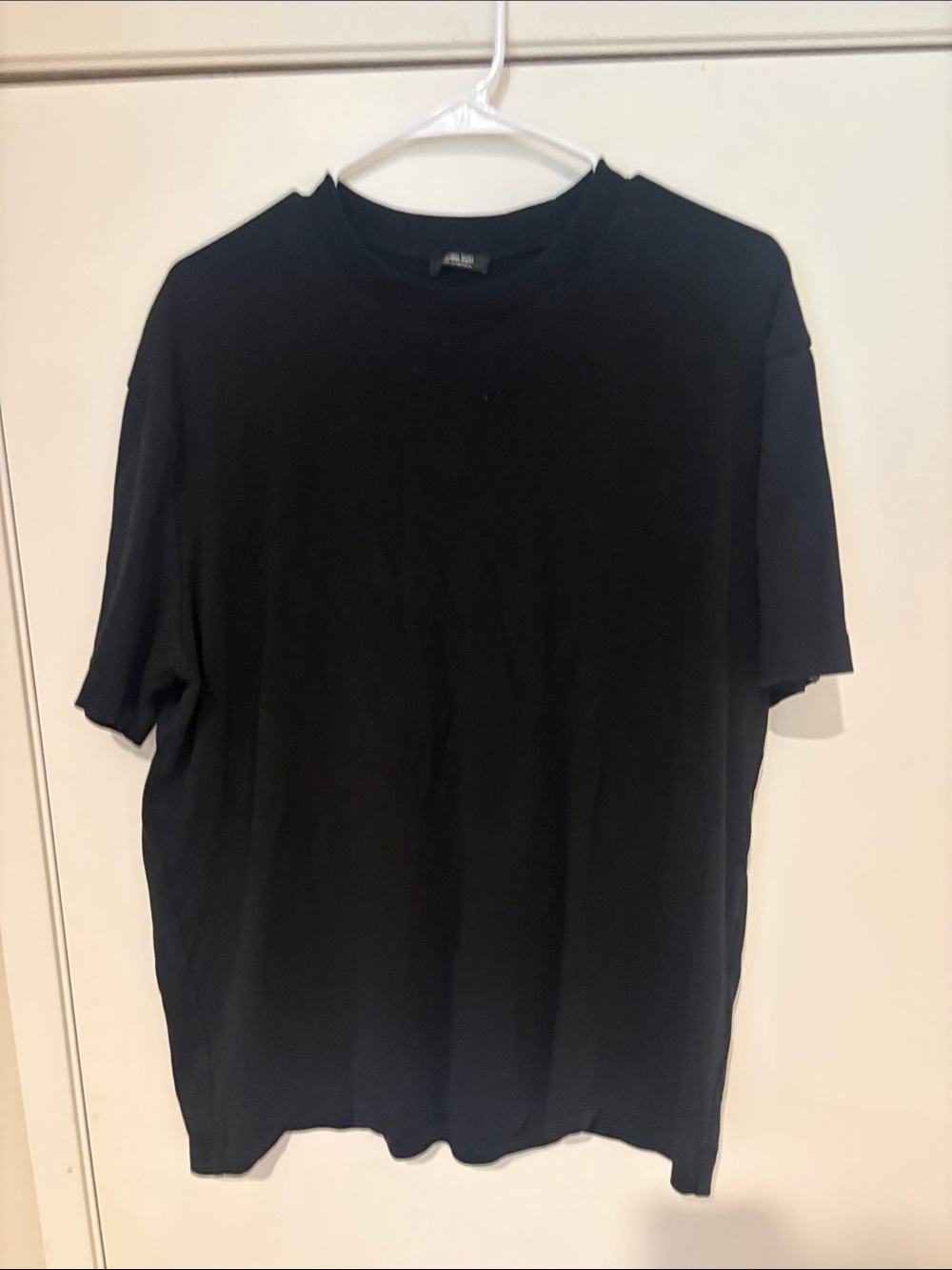 Massimo Dutti Classic Black Men’s Crew Neck T-Shirt